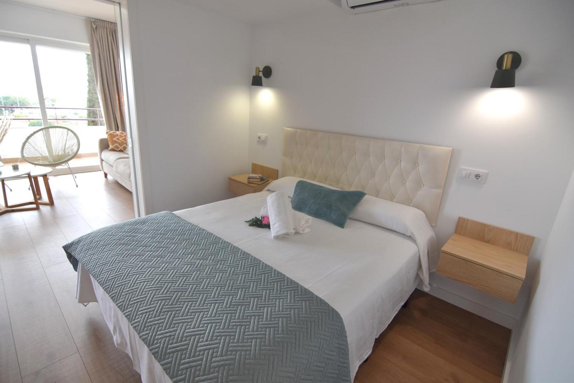 Apartment Rnet - 600 Tramuntana 01-22